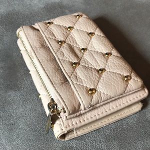 Like new: Vegan leather wallet (Urban Outfitters)